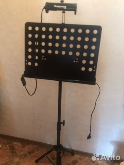 Оркестровый пюпитр