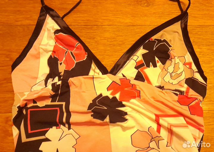 Майка, Италия, L