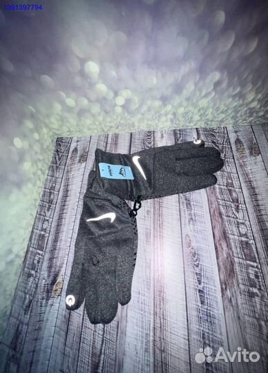 Перчатки nike новые
