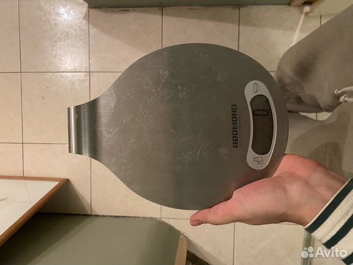 Кухонные весы redmond