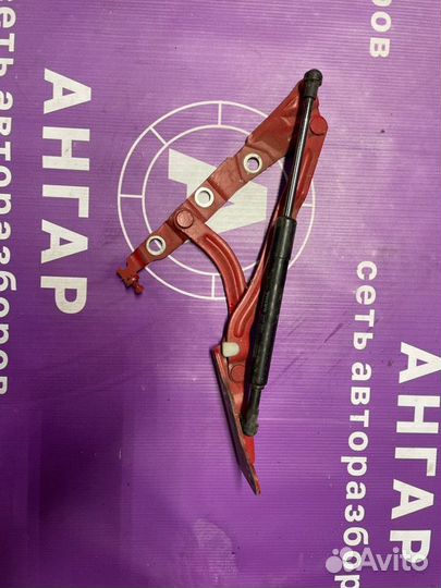 Петли крышки багажника задние Volvo S40 B4164S3