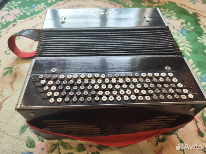 Баян тульский цельнопланочный