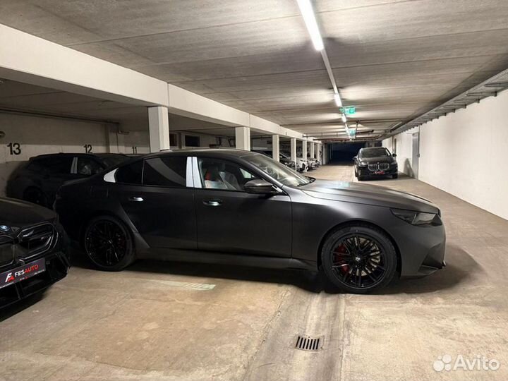 BMW M5 4.4 AT, 2024, 20 км