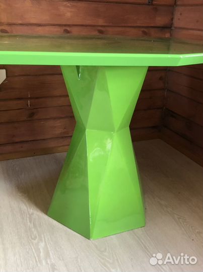 Стол дизайнерский