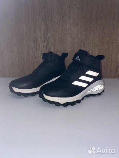 Кроссовки детские adidas