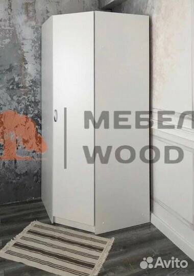 Шкаф угловой