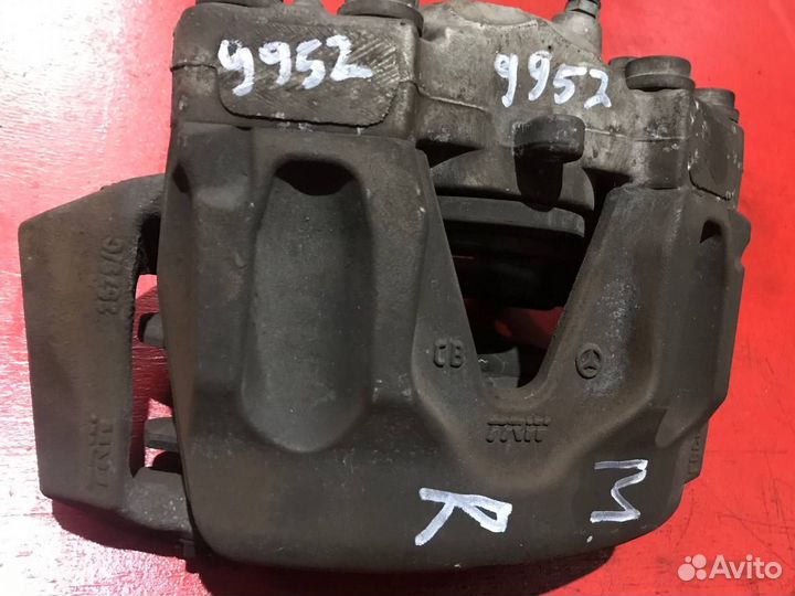 Суппорт передний правый Mercedes-Benz E-Class w212