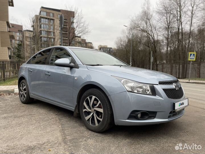 Chevrolet Cruze 1.8 AT, 2012, 139 000 км