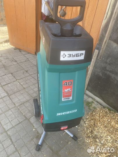 Зубр Садовый измельчитель,2300Вт