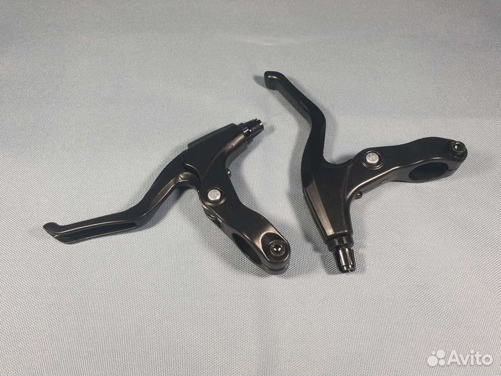 Тормозные алюминиевые ручки (цена за пару) новые