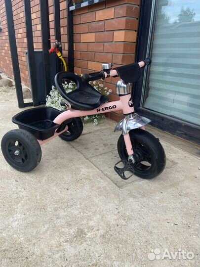 Детский велосипед трехколесный