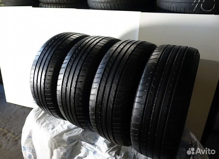 Goodyear EfficientGrip 215/65 R17