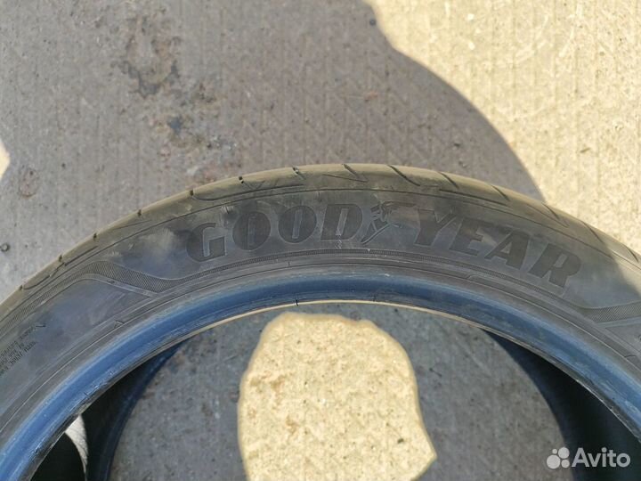 Goodyear Eagle F1 Asymmetric 3 245/40 R19 98