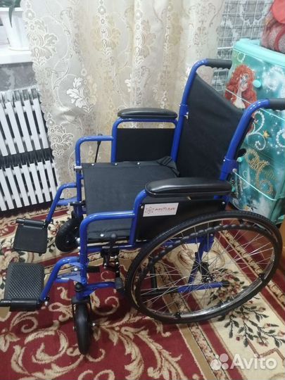 Инвалидная коляска новая