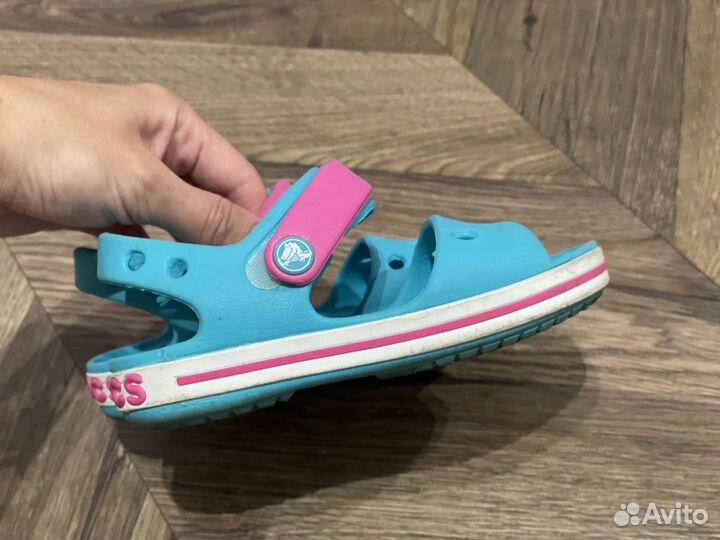 Сандалии crocs c9