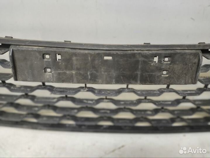 Решетка бампера Mitsubishi Pajero Sport 3 2015