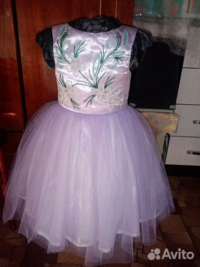 Платье для девочки новое