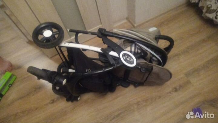 Прогулочная коляска бу