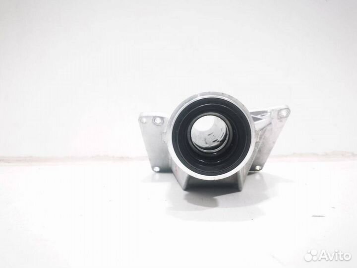 Кронштейн полуоси BMW 4 F32/F33/F36 рест. F36 2018