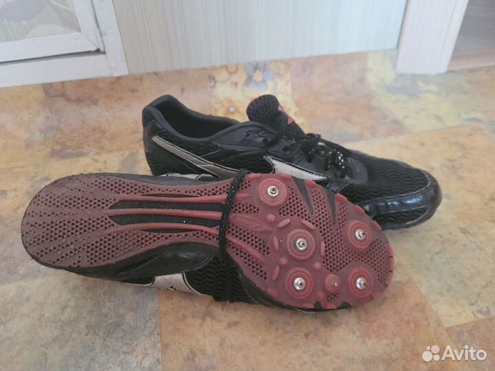 Шиповки для легкой атлетики Mizuno 41 размер