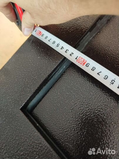 Дверь входная металлическая бу