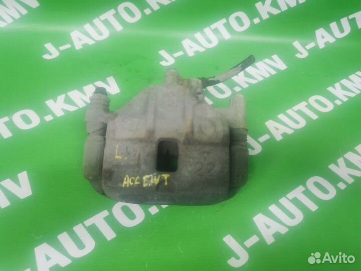 Суппорт передний левый Hyundai Accent 2