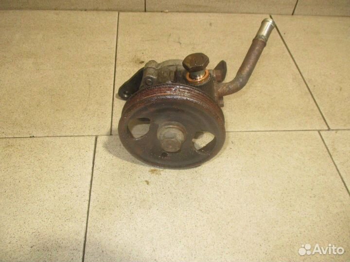 Насос гидроусилителя Nissan Navara (D40)