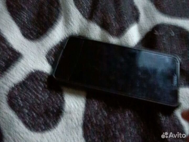 Мобильные телефоны бу honor 8а