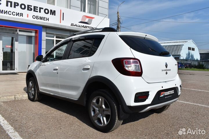 Renault Sandero Stepway 1.6 CVT, 2021, 18 182 км