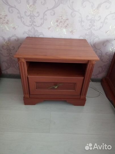Кровать