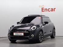 MINI Cooper S 2.0 AMT, 2021, 33 880 км, с пробегом, цена 2 727 000 руб.