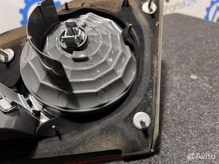 Фонарь задний левый Honda Civic 4D 34156snbg02