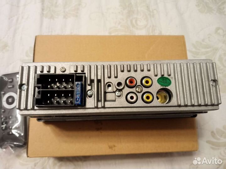 Автомагнитола 1din с экраном универсальная