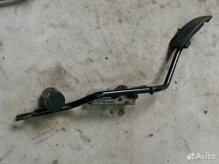 Педаль газа 2.0 АКПП Nissan Primera P11 1996-2002