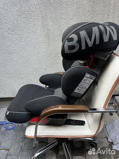 Детское автокресло бмв 22-36 кг