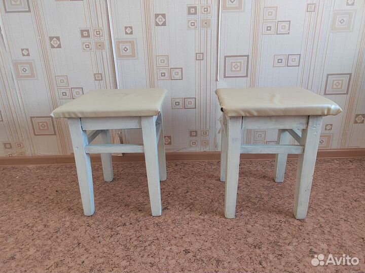 Табуретки для кухни мягкие