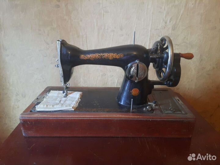 Швейная машинка пмз им Калинина