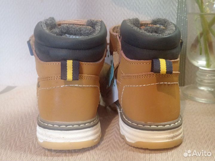 Ботинки Kakadu. 24р