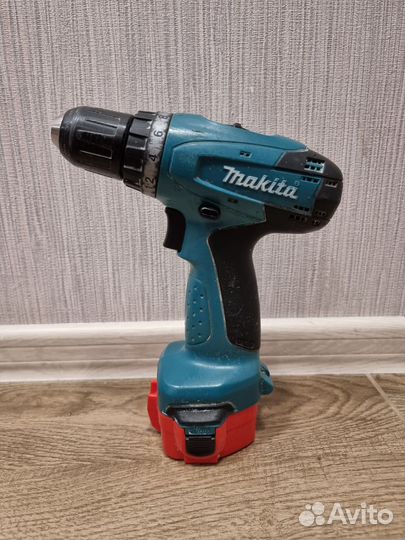 Шуруповерт makita
