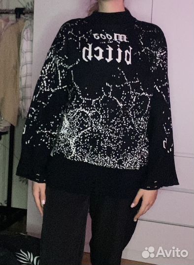 Свитер с принтом