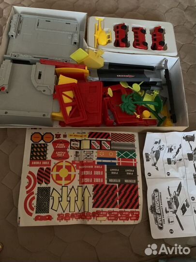 Детский конструктор гараж