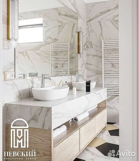 Шкафы распашные