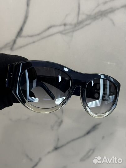 Солнцезащитные очки Hugo boss