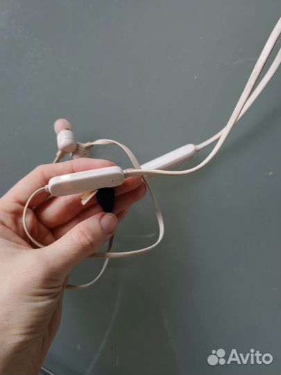 Bluetooth наушники jbl внутриканальные б/у