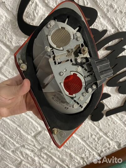 Задний внутренний фонарь