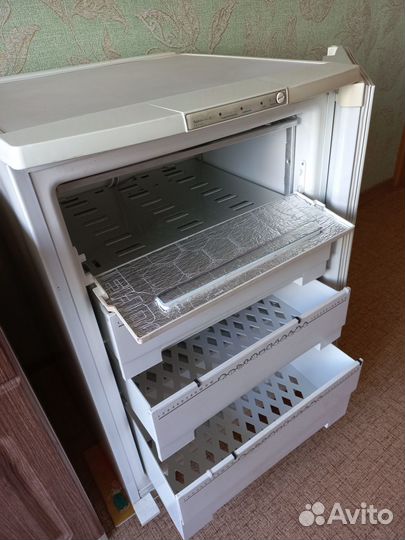 Морозильная камера Бирюса-14С, 95 литров