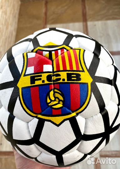 Футбольный мяч адидас лига чемпионов