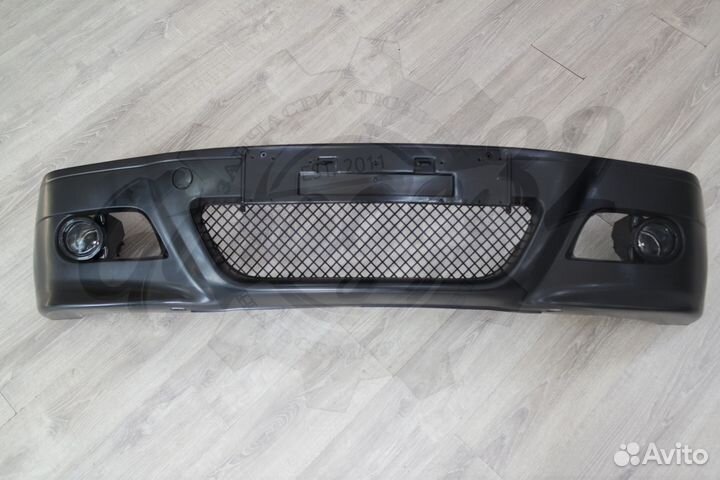 Передний бампер 
