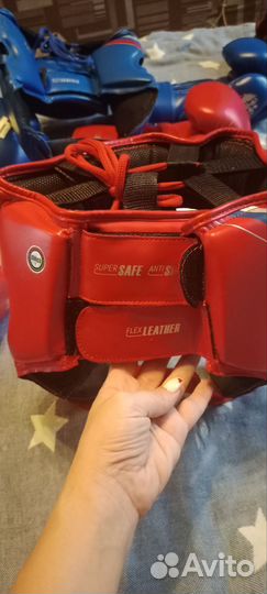 Боксерский шлем клинч