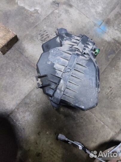 Корпус воздушного фильтра Honda Cr-V 3